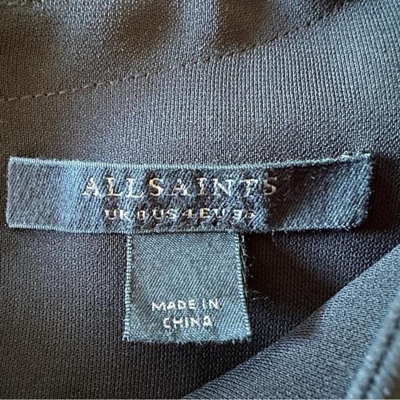 ALLSAINTS Women's Padded Shoulders Relaxed Crewneck Black Sleeveless Blouse Sz 4 - Picture 11 of 15